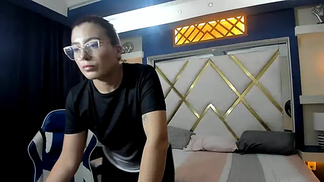 allison_mc webcam