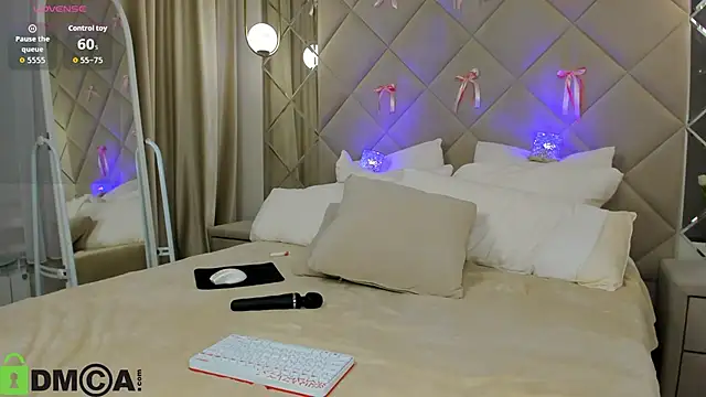 Anneta_Hart webcam