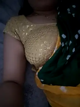 Nisha_Lovely webcam