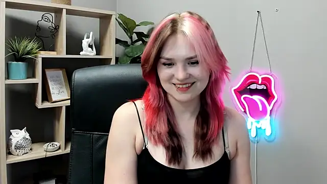 SweetLilyxo webcam