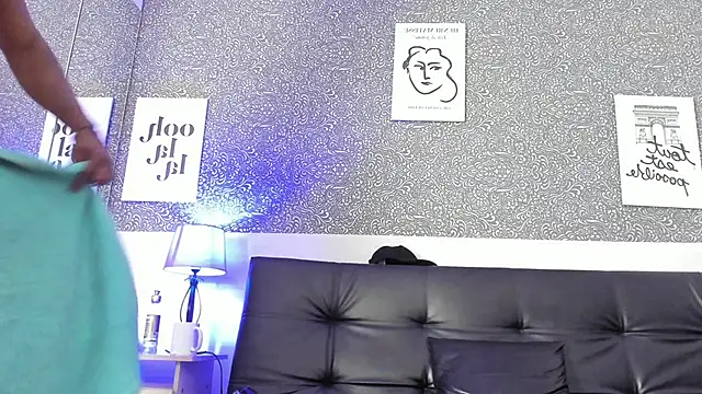 Mark_Vega live cam on StripChat