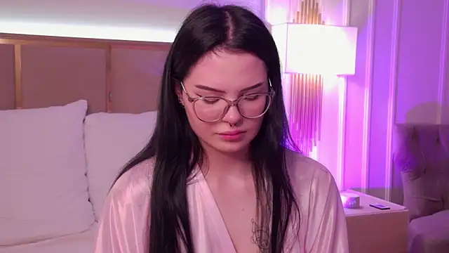 cindymil - CindyMil's free webcam - UK Sex Cams