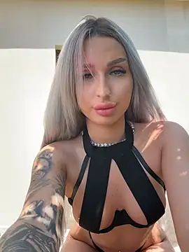 Watch ArianaXO_ live on EroticFlix - High definition streams