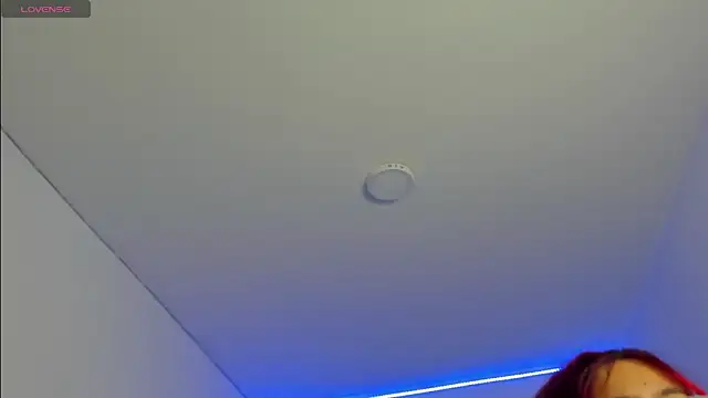Sara_Red_X webcam