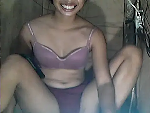 PinayBlackbeauty_18-18 webcam