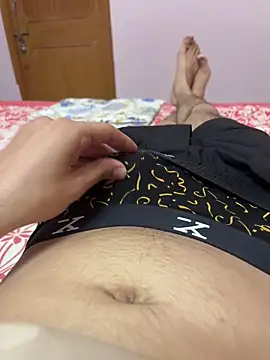 lalliii4 webcam