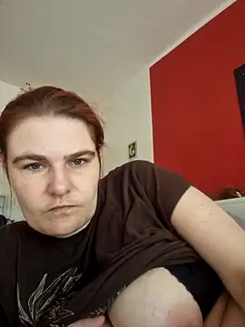 goldenwifee - GoldenWifee's free webcam - UK Sex Cams