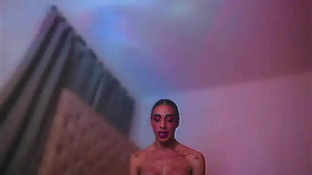 KatalinaMillan webcam