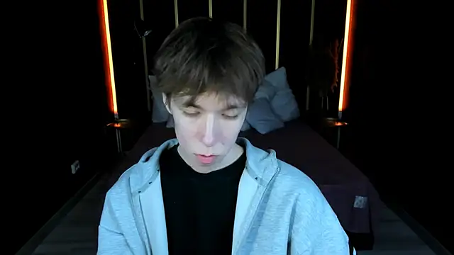 MarkBranston live sex cam