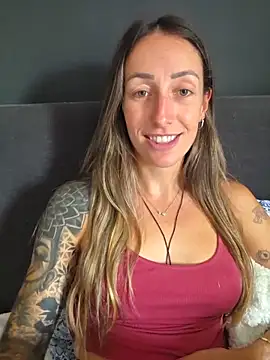 Watch NicoleKaiser live on EroticFlix - High definition streams