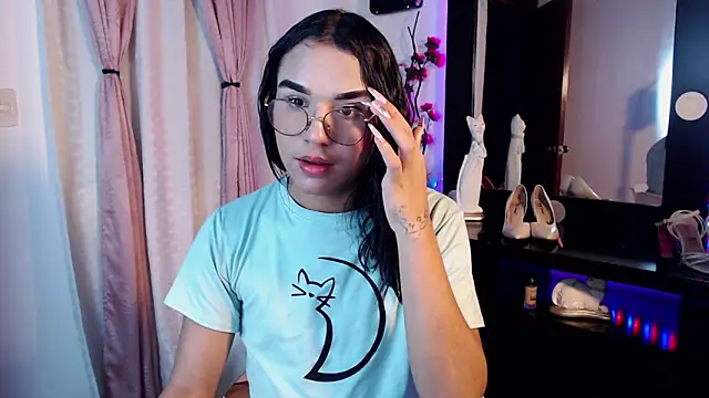 Candyy_doll__ webcam