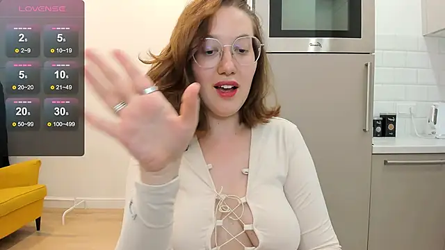 Charmy_Gracy webcam