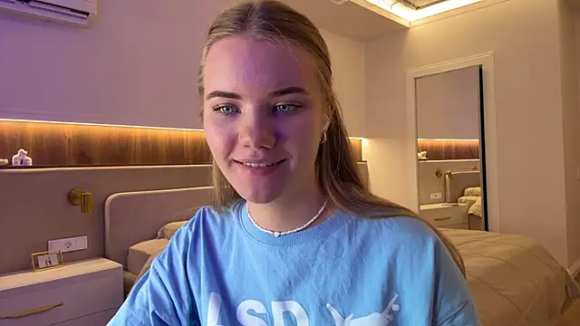 Watch doana_bebriti live on EroticFlix - High definition streams