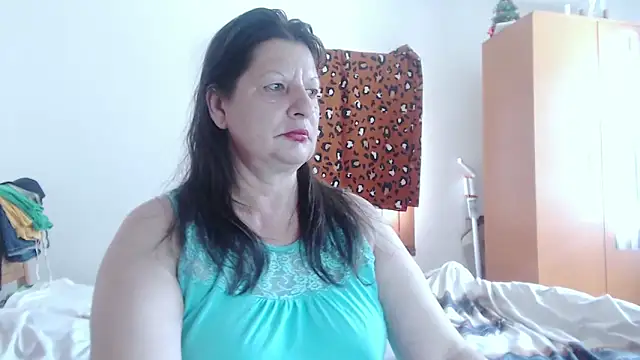 ExtasyMature live cam on StripChat
