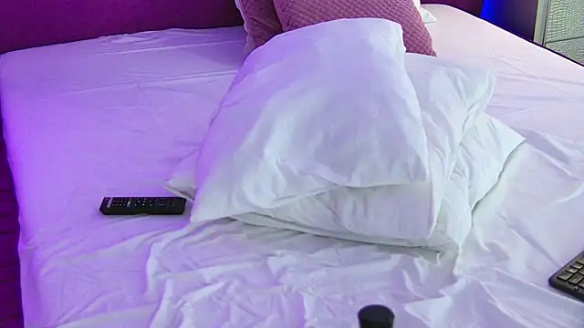KandyCosse live cam on StripChat