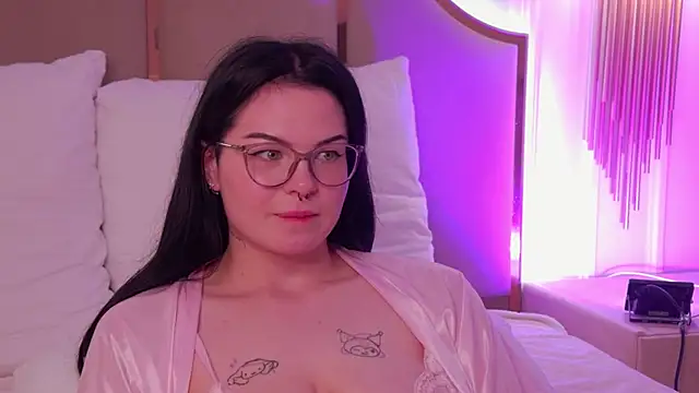 CindyMil webcam