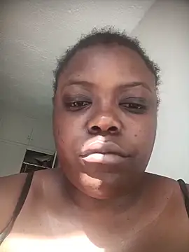 Thickdarkbby webcam