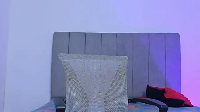 Adonys_Lewis_ webcam