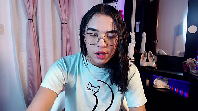 Candyy_doll__ webcam