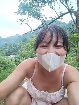 Linda-yiyi webcam