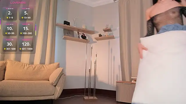 Lova_Rane live cam on StripChat