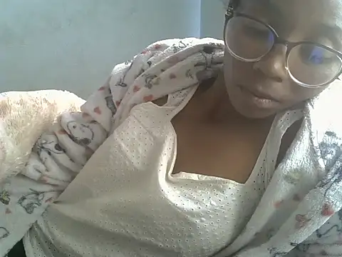 ElianeHot webcam