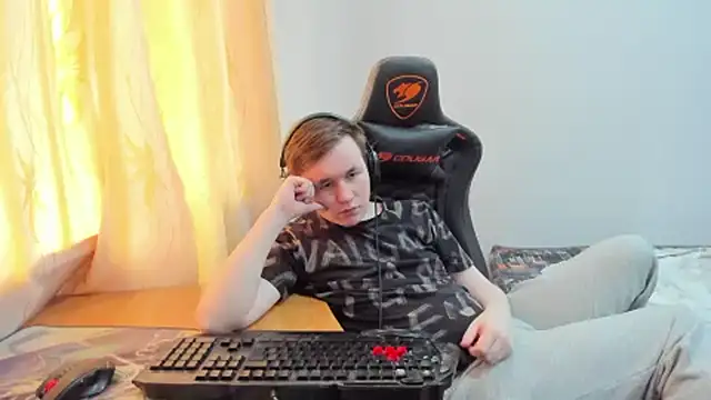 iliaskrislove webcam