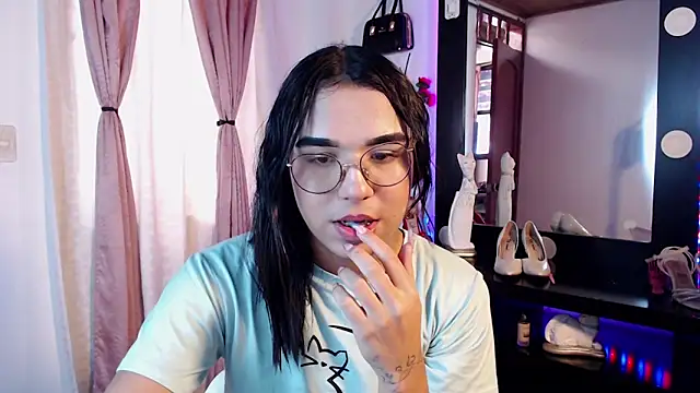 free webcam show Candyy Doll 