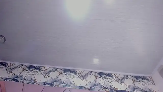 mia_rouxx1 webcam