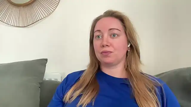arielsweetieee webcam