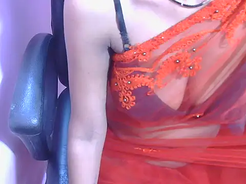 Queen_pooja1 webcam