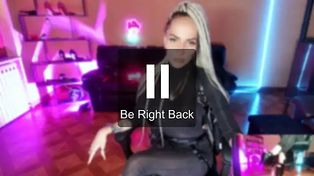 Monicamaxwell webcam