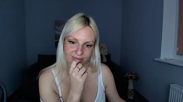 Lisa_Merritt webcam