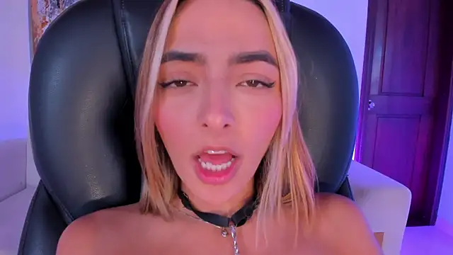 MelissaMoore_ webcam