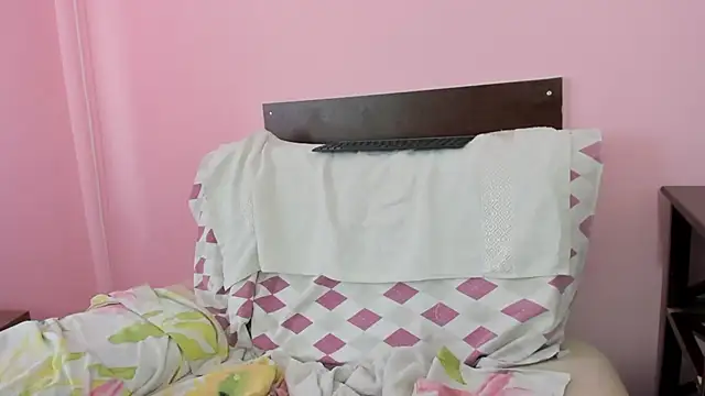 HotSweetAngel webcam