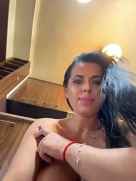 Hotmomcheckk_ webcam