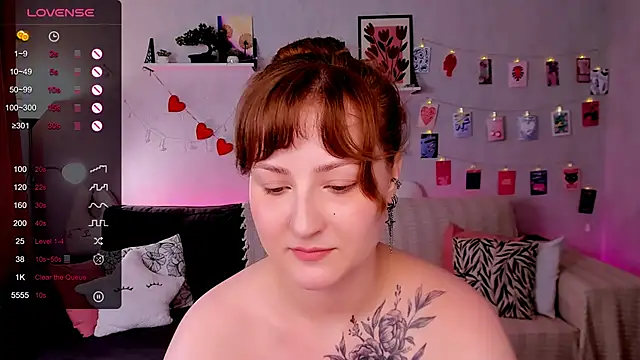 velvet_cherry_ webcam