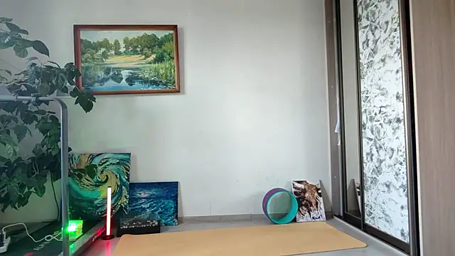 DainaCampagnini webcam