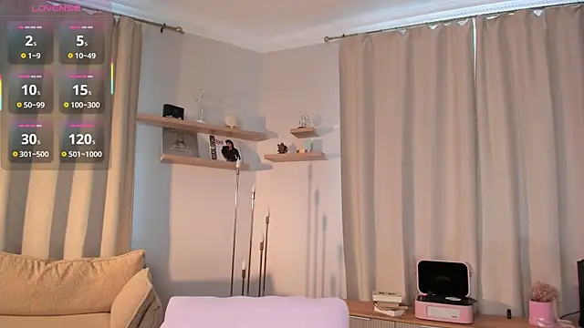 lova_rane's live room