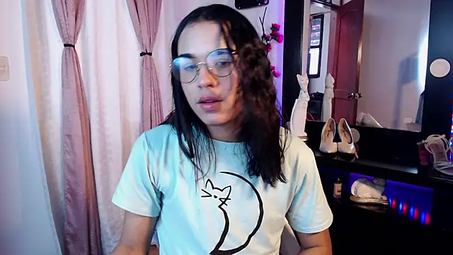 Candyy_doll__ webcam