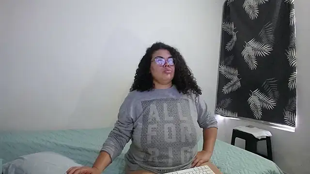 mabigomez00 (F young) - SHOW TITS