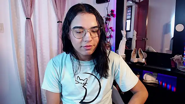 Candyy_doll__ webcam