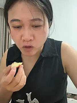 Watch daaqnn live on EroticFlix - High definition streams