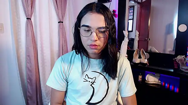 Candyy_doll__ webcam