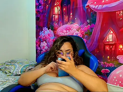 Karol_naughty webcam
