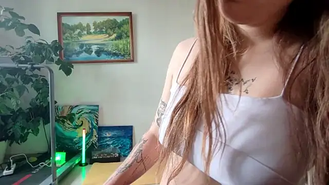 DainaCampagnini webcam