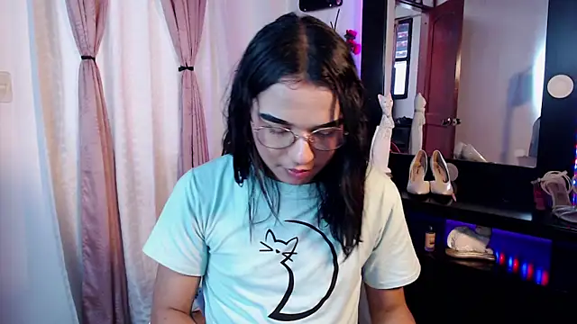 Candyy_doll__ webcam