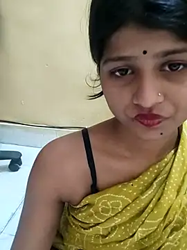 Watch Aa-y-e-sha-Ju-l-ka live on EroticFlix - High definition streams