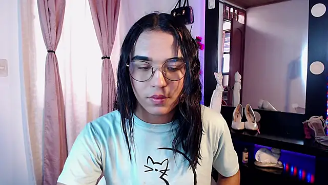 Candyy_doll__ webcam
