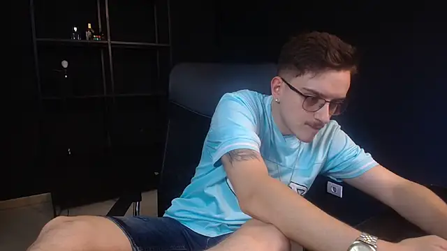 FelixStarkk live sex cam